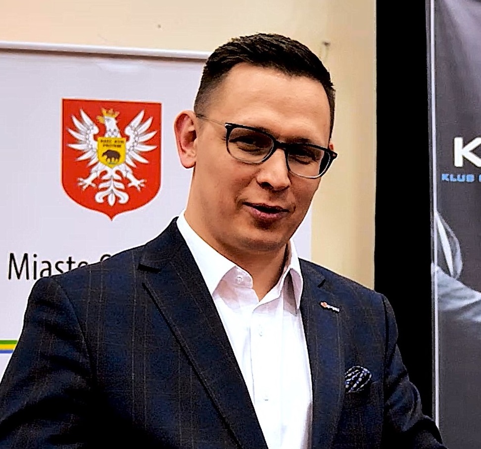 osoba kontaktowa polskiego towarzystwa gospodarczego